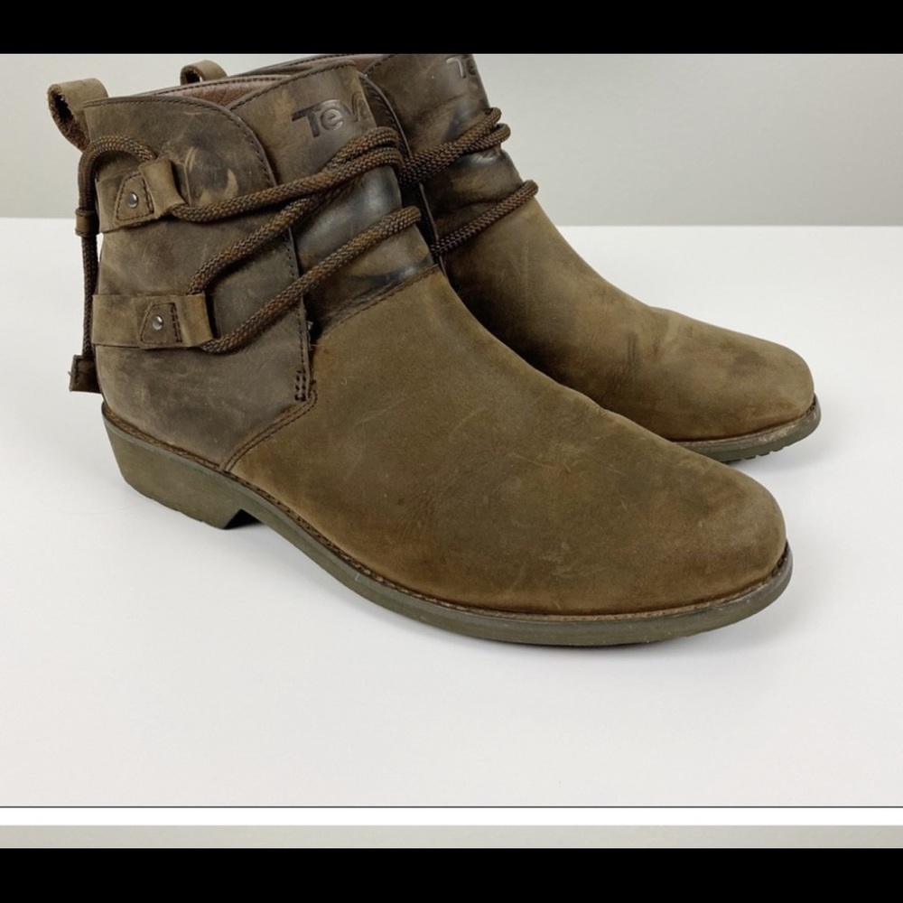 TEVA De La Vina Dos short boot